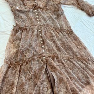 Beautiful brown detailed dress